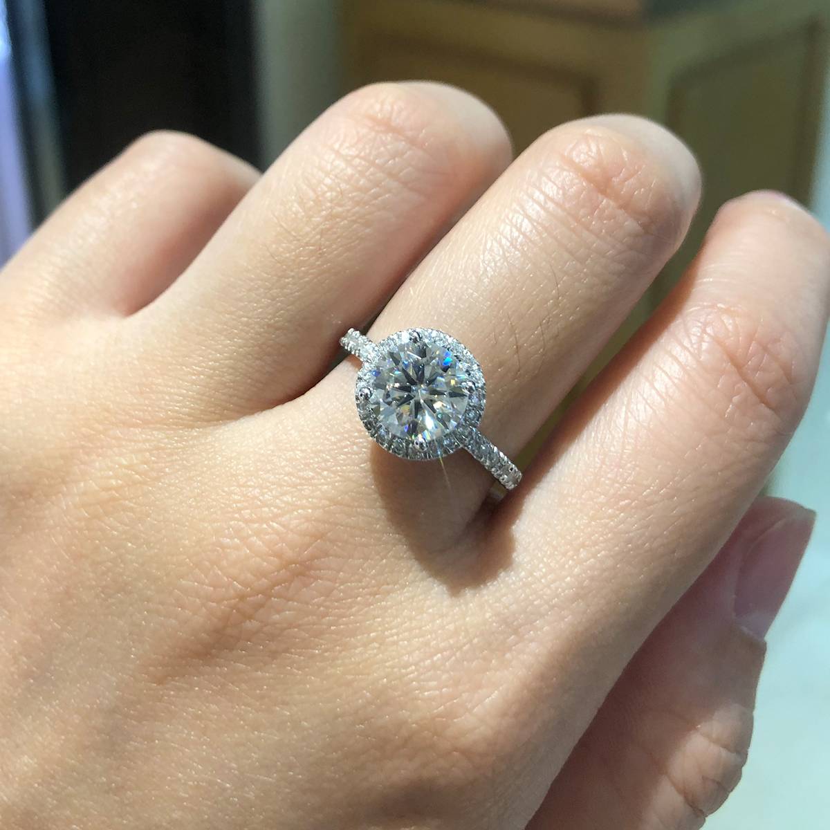 Round Bag Women's Ring S925 Silver Plated Platinum Customized Selection Main Stone Moissanite 2.0ct/Side Stone Cubic Zirconia